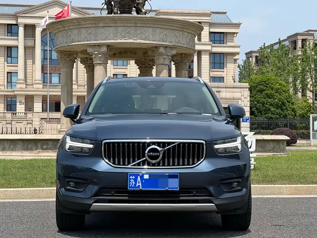 Volvo XC40 2020 — фото 2