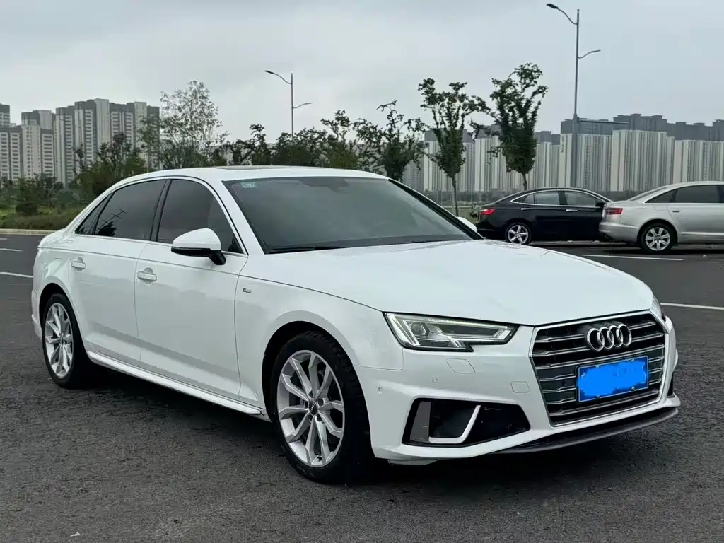 Audi A4L 2019