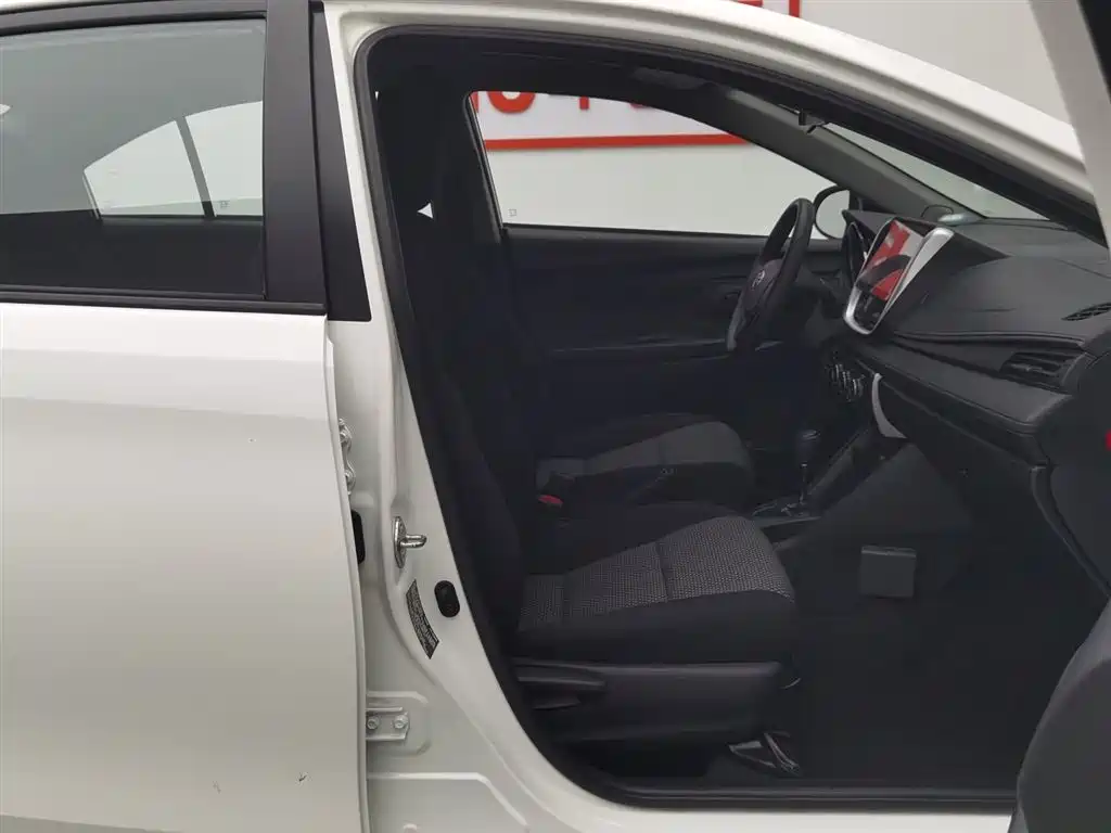 Toyota Vios 2018 — фото 23