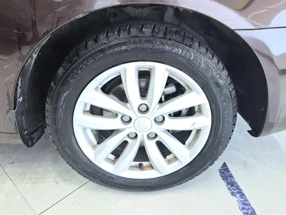Geely Emgrand Classic 2013