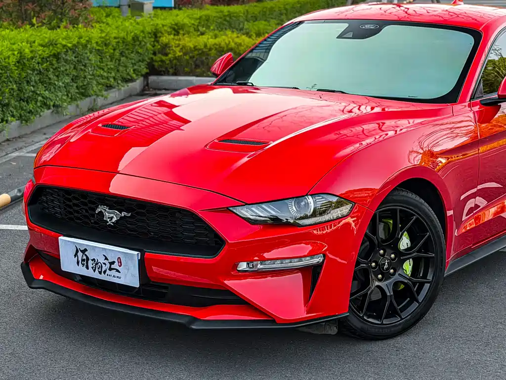 Ford Mustang 2022 — фото 2