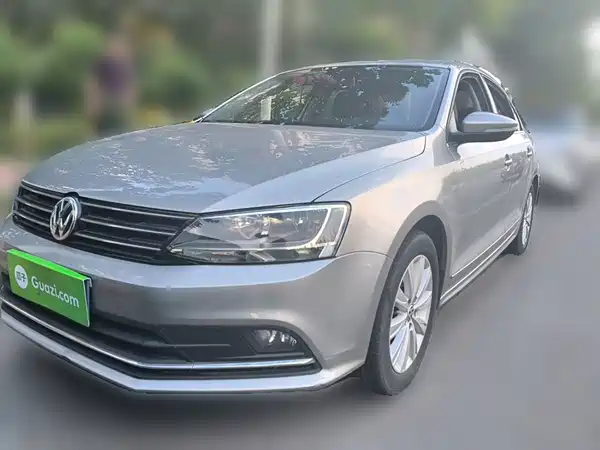 Volkswagen Sagitar 2016
