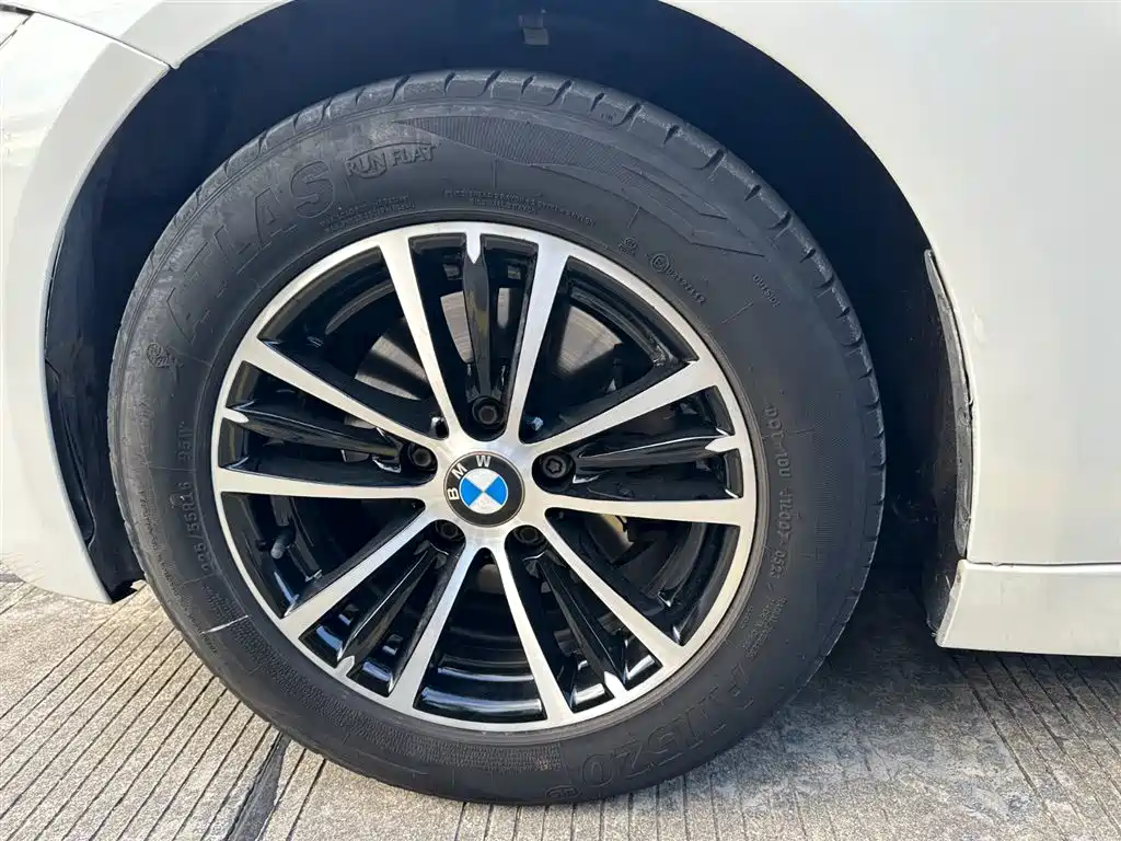 BMW 3 Series 2013 — фото 12