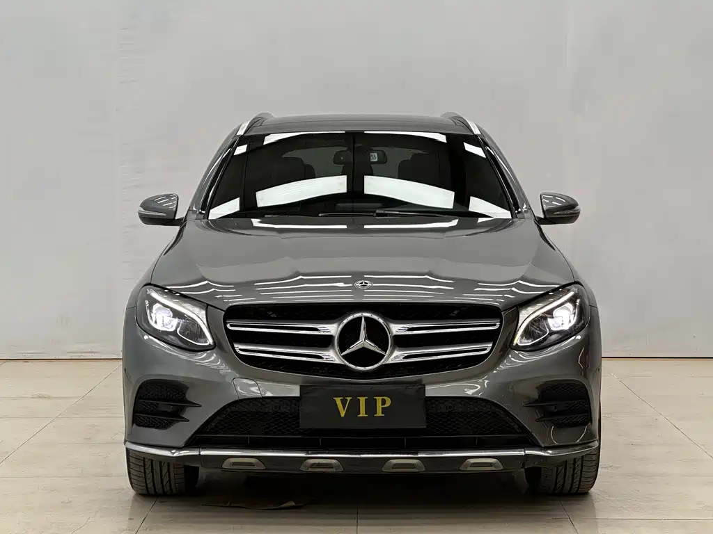 Mercedes-Benz GLC 2018 — фото 11