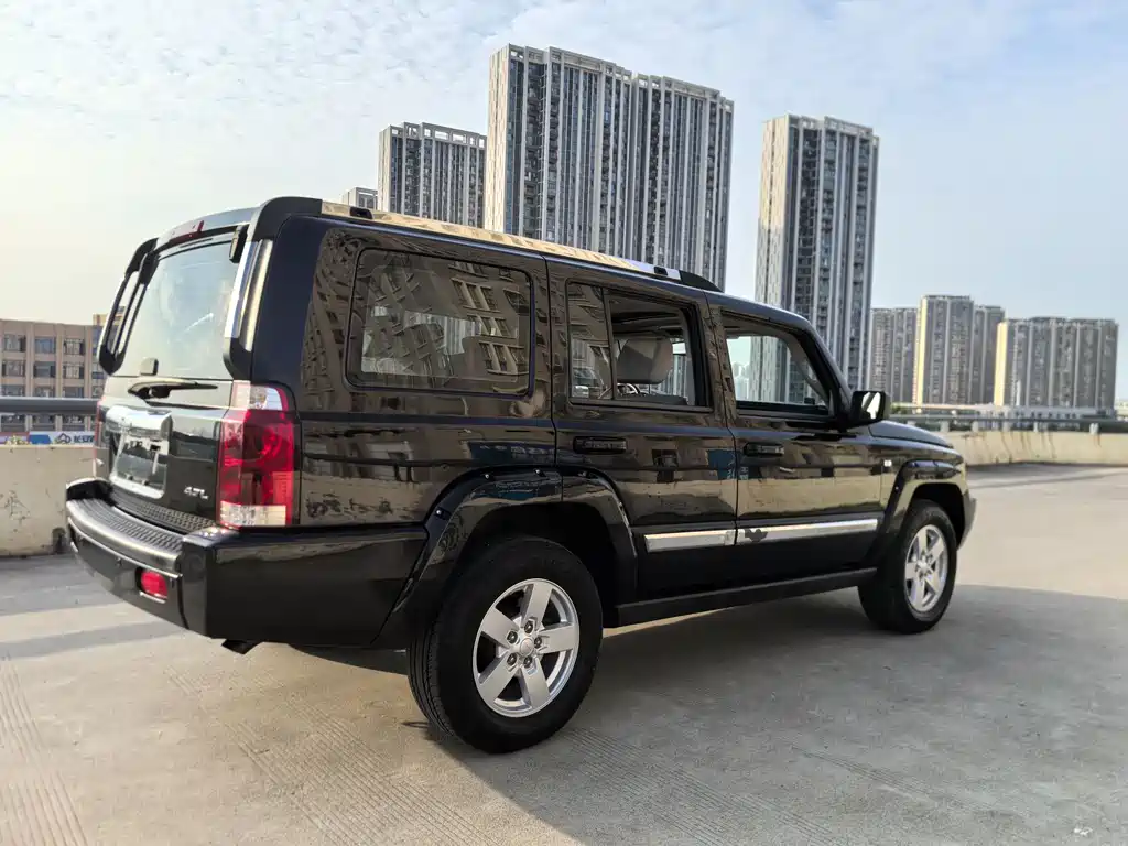 Jeep Commander Classic 2007 — фото 49