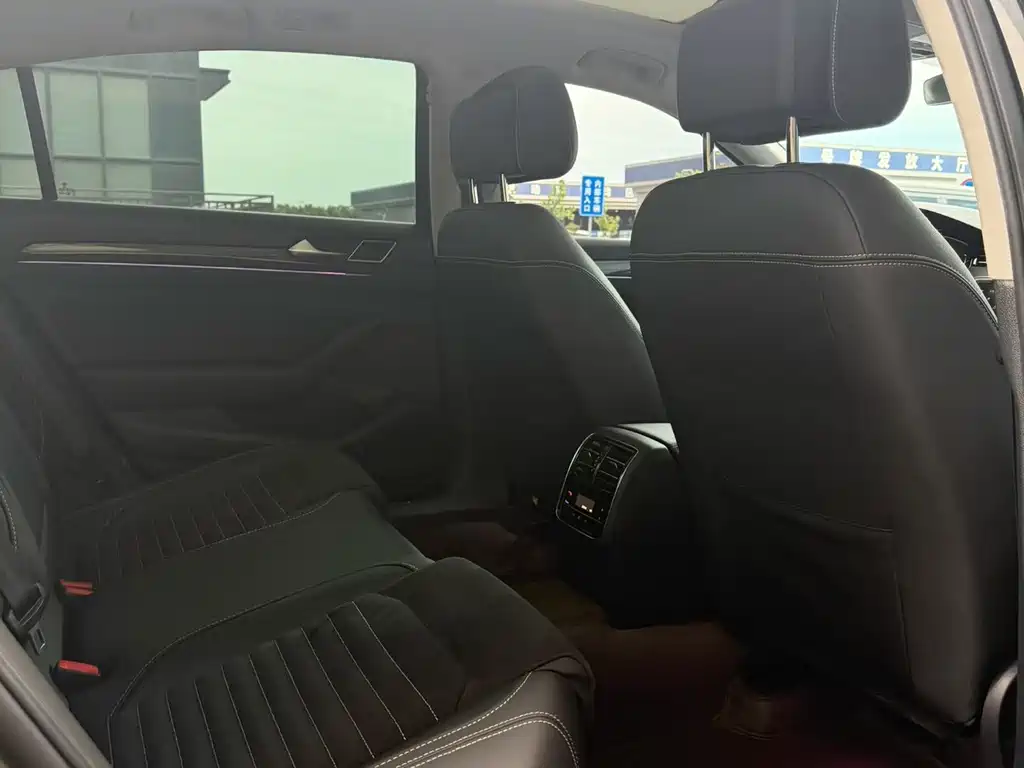 Volkswagen Magotan 2022