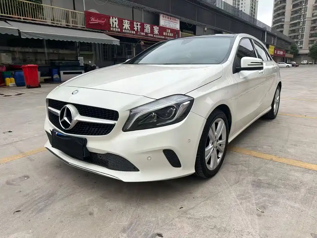 Mercedes-Benz A-Class 2016 — фото 1