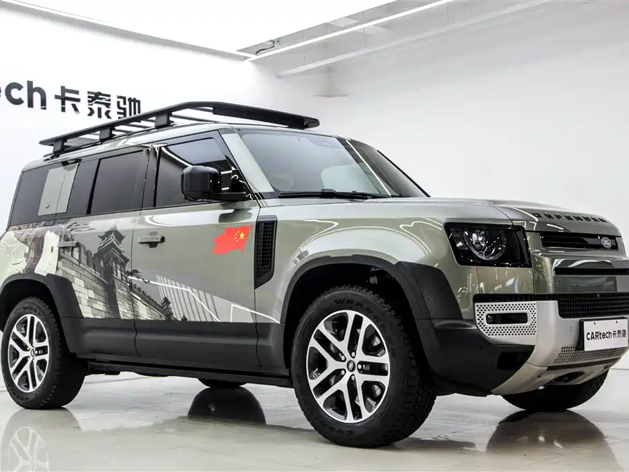 Land Rover Defender 2023 — фото 3