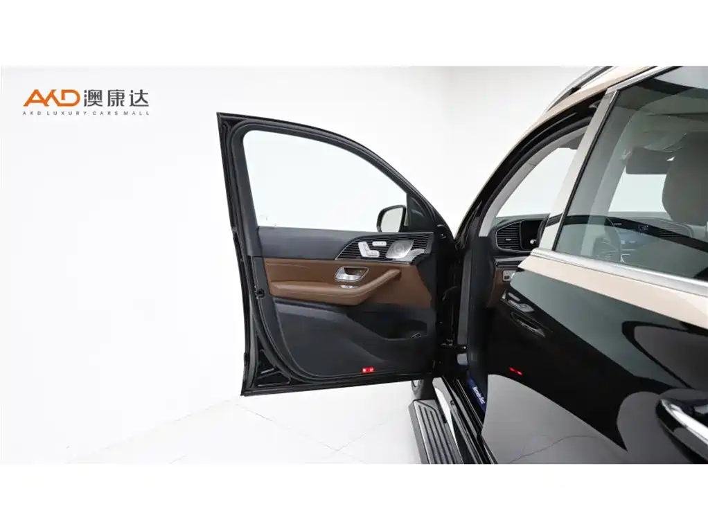 Mercedes-Benz GLS 2024 — фото 11