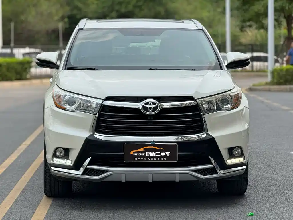 Toyota Highlander 2017 — фото 2