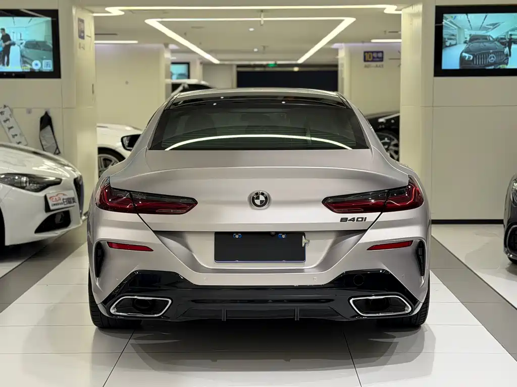 BMW 8 Series 2019 — фото 3