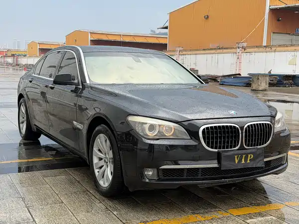 BMW 7 Series 2011