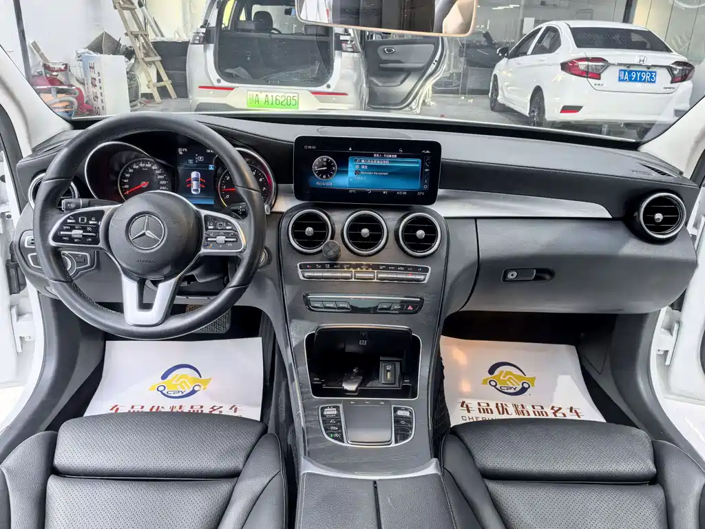 Mercedes-Benz C-Class 2019