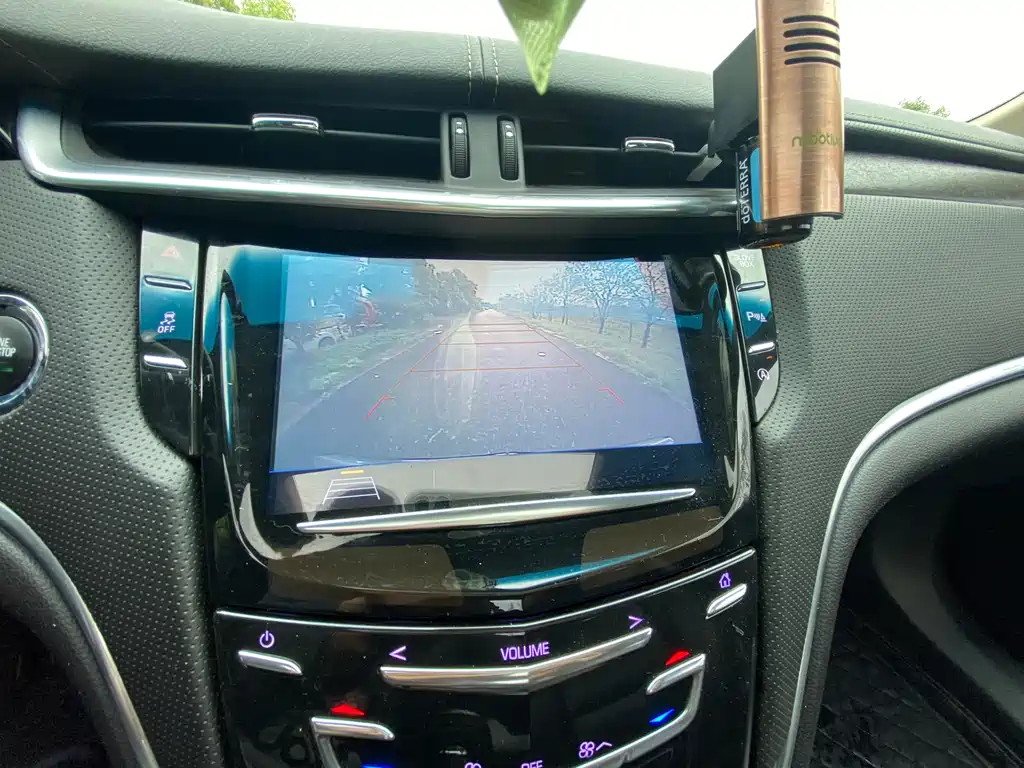 Cadillac XTS 2019 — фото 16