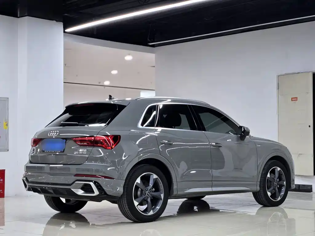 Audi Q3 2023 — фото 3