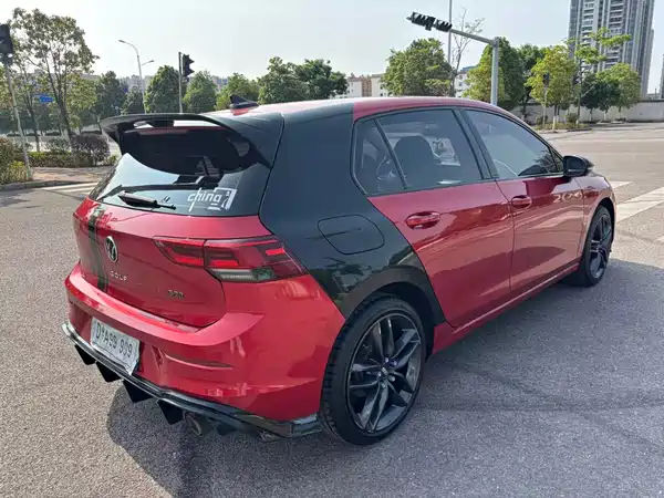 Volkswagen Golf 2021
