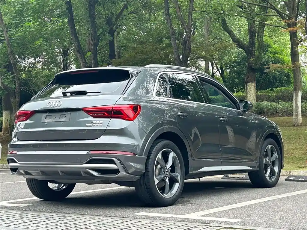 Audi Q3 2022 — фото 12
