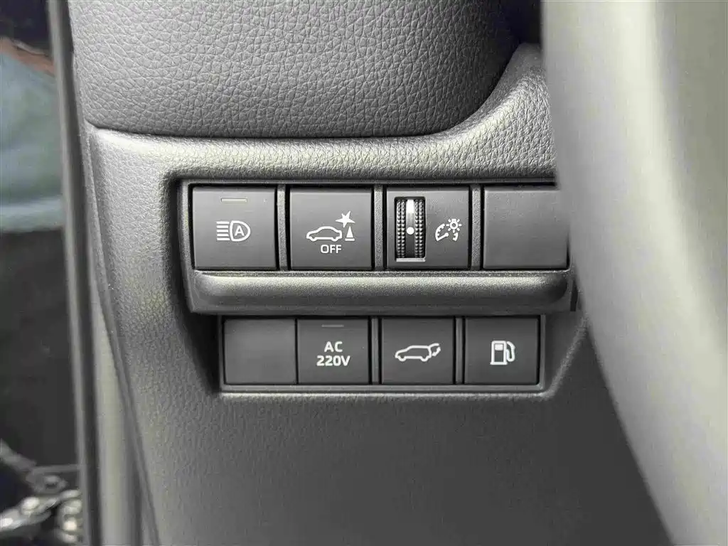 Toyota Prado 2025 — фото 13