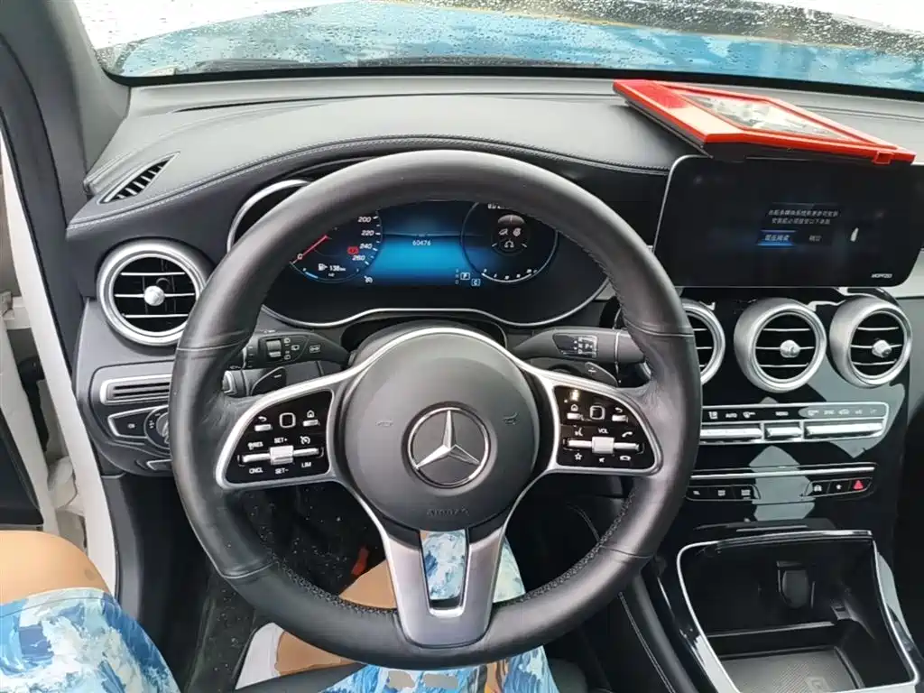 Mercedes-Benz GLC 2020 — фото 11
