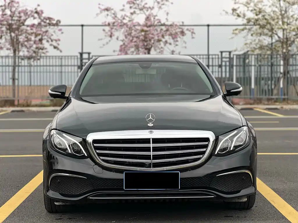 Mercedes-Benz E-Class 2019 — фото 1