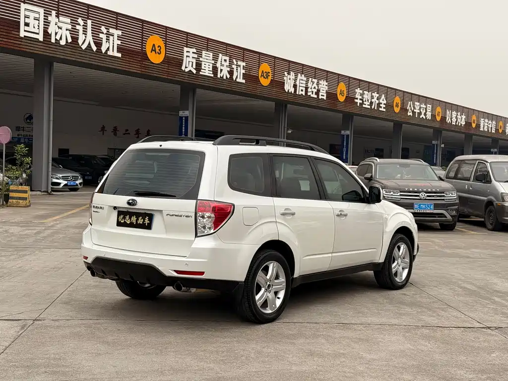 Subaru Forester 2010 — фото 15