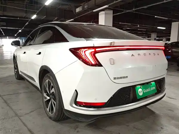 Arcfox Alpha S 2022