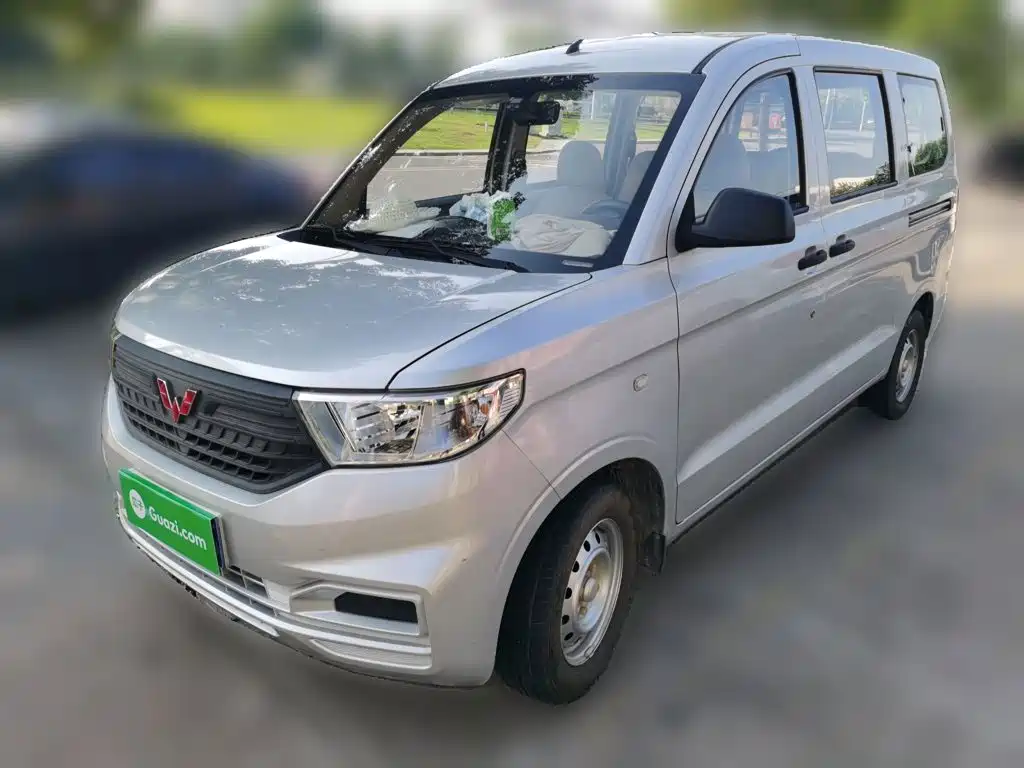 Wuling Hongguang V 2025