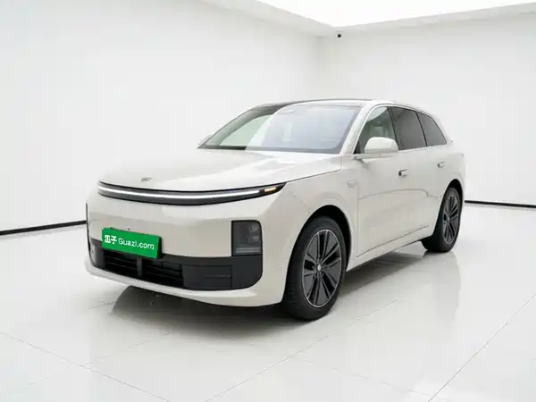 Li Auto L6 2024