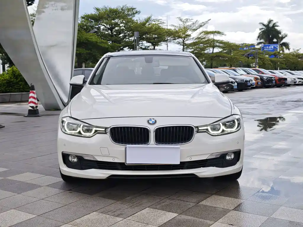 BMW 3 Series 2017