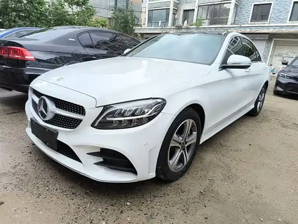 Mercedes-Benz C-Class 2020