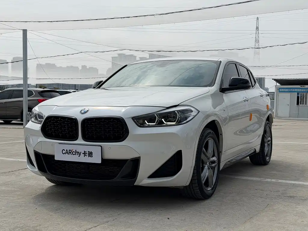 BMW X2 2023 — фото 1