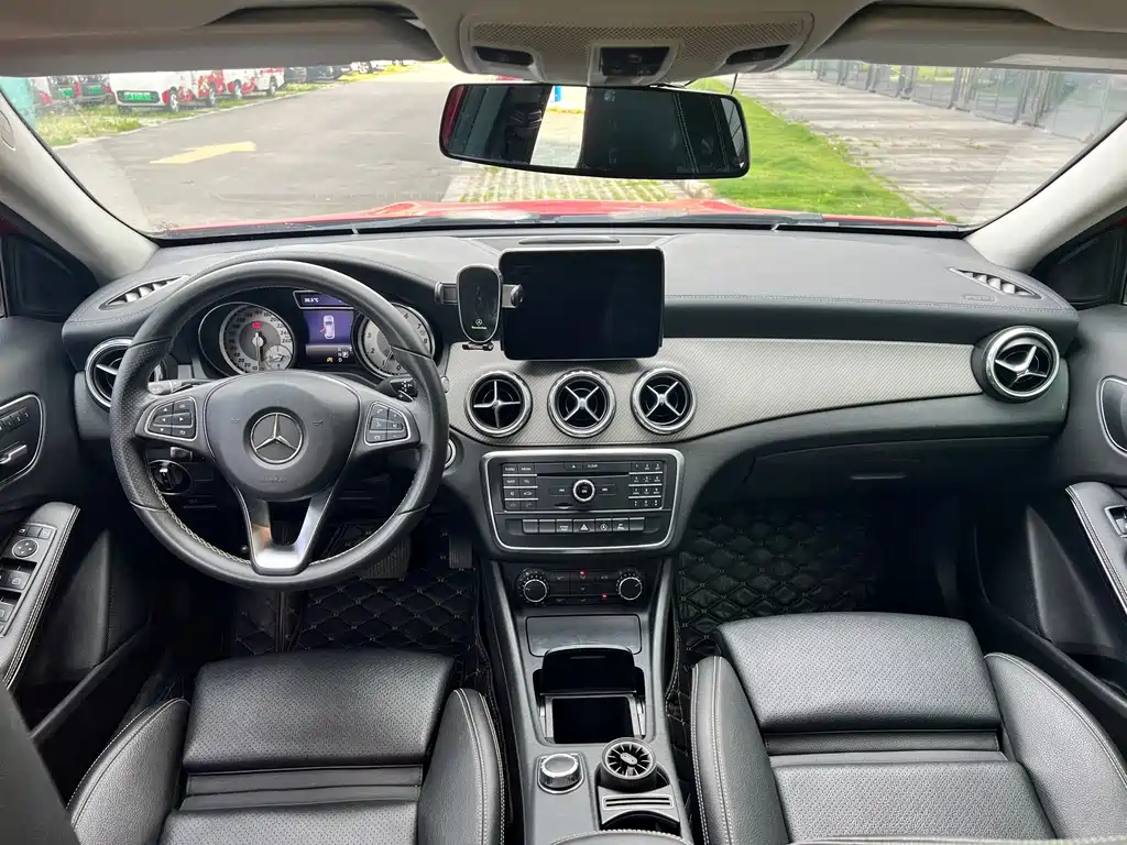 Mercedes-Benz GLA 2017 — фото 6
