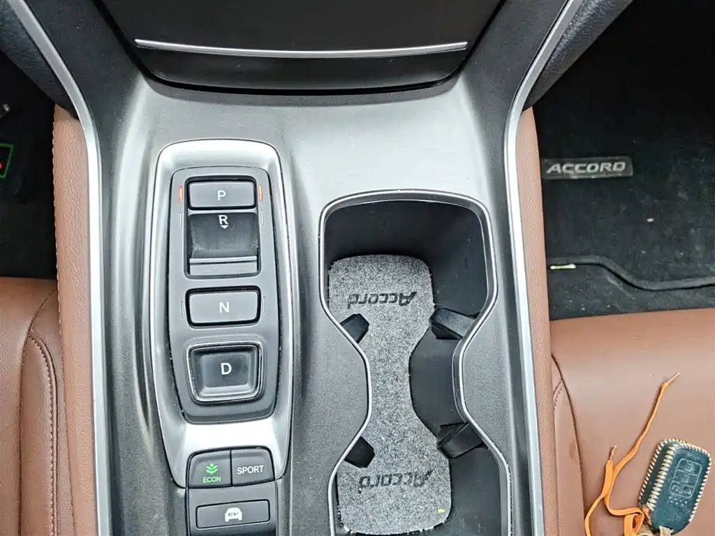 Honda Accord 2021 — фото 14