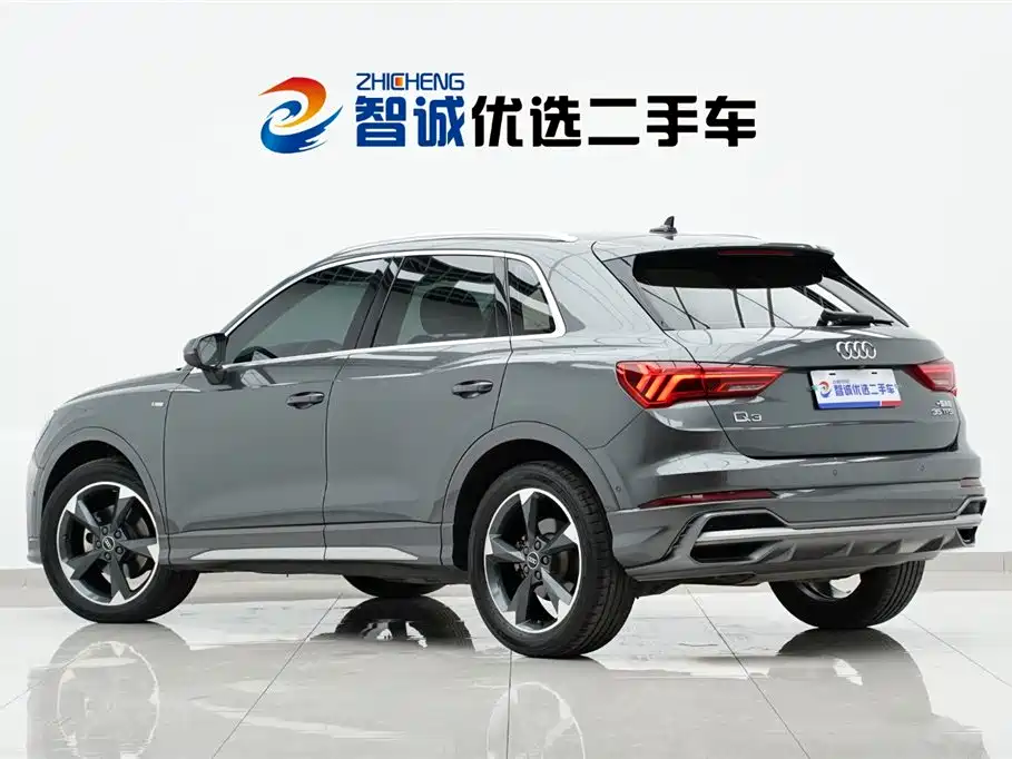 Audi Q3 2022 — фото 36