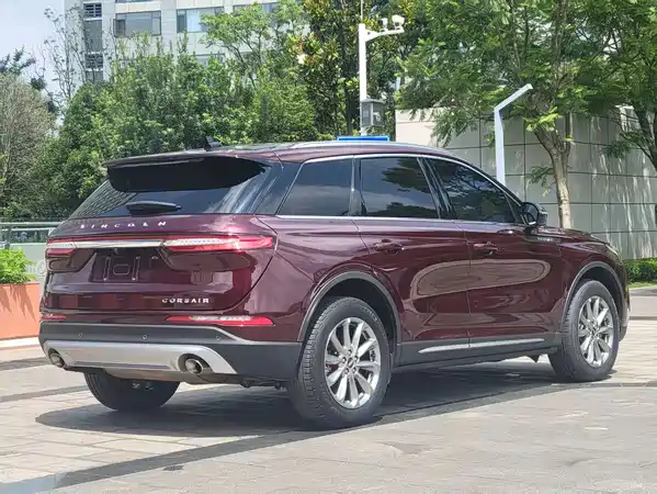 Lincoln Corsair 2021