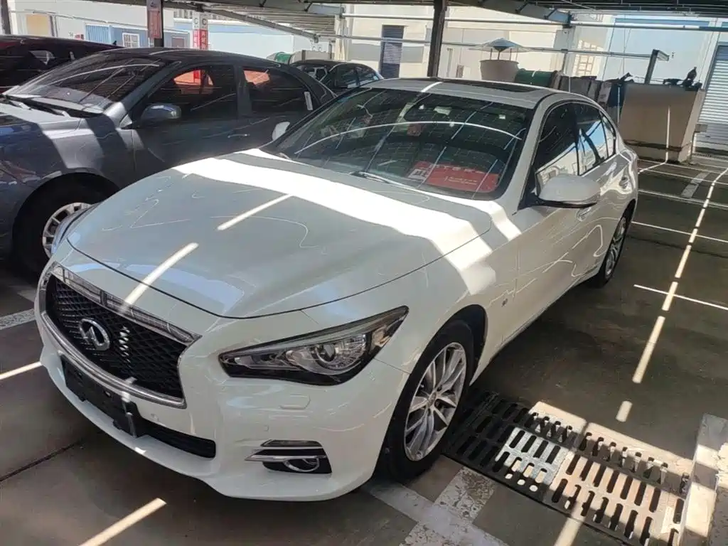 Infiniti Q50L 2017 — фото 2
