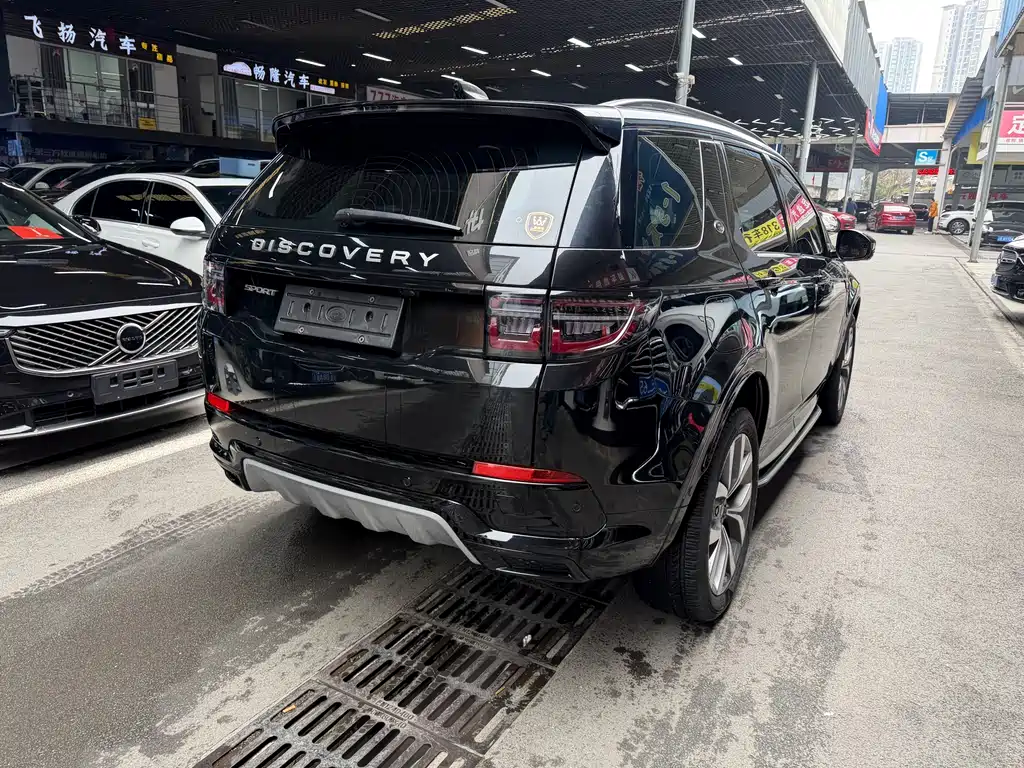 Land Rover Discovery Sport 2023 — фото 4