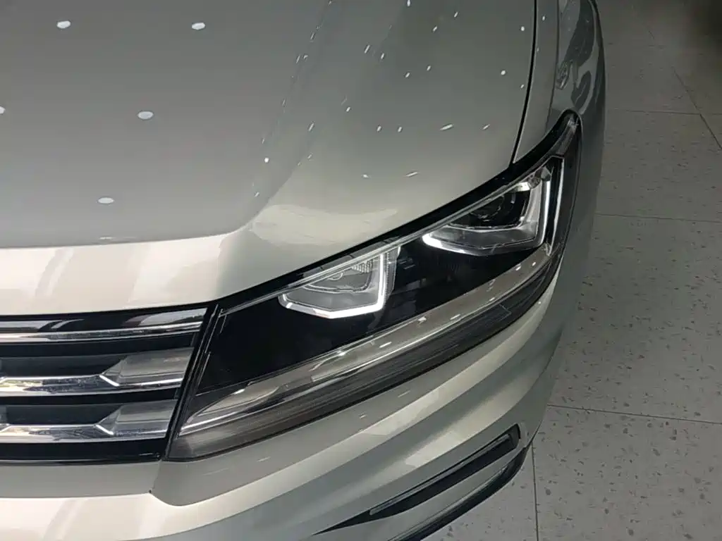 Volkswagen Tiguan L 2019 — фото 24
