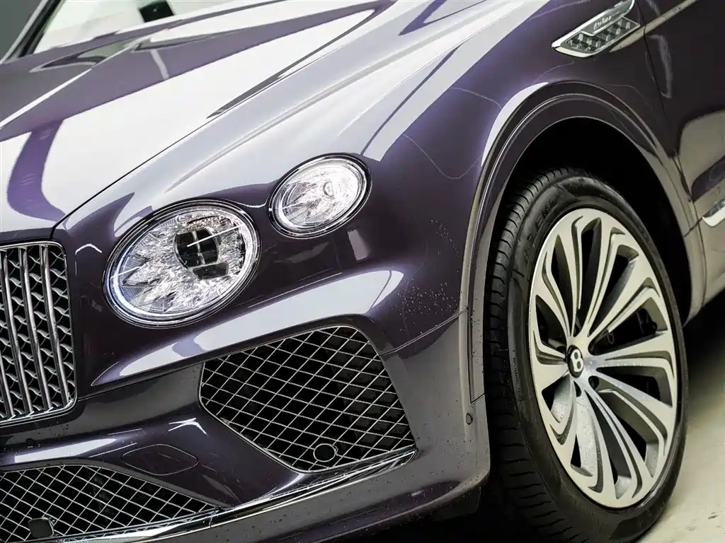 Bentley Bentayga 2025