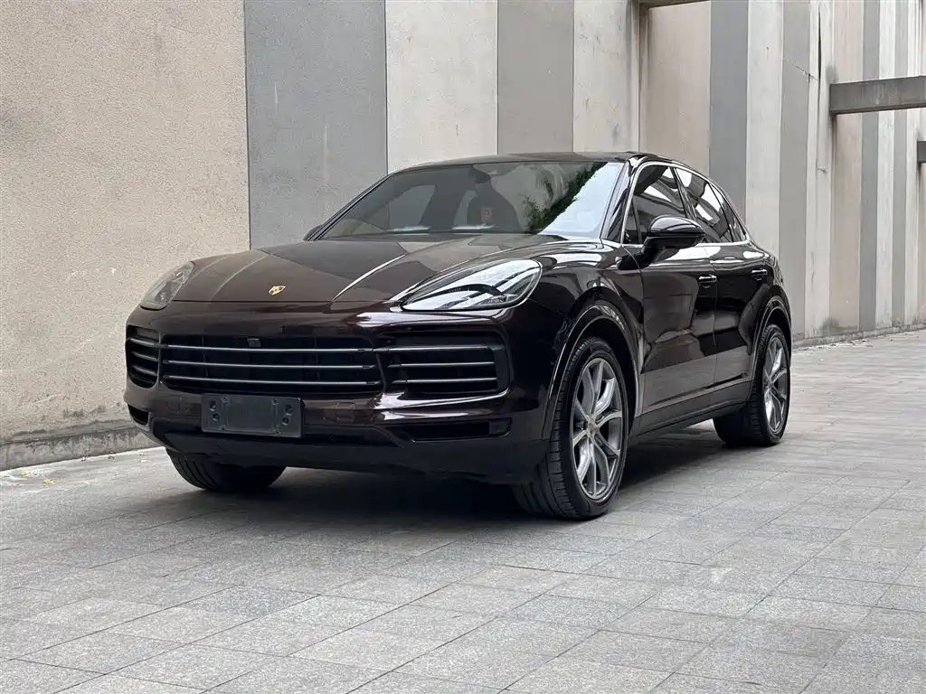 Porsche Cayenne 2022