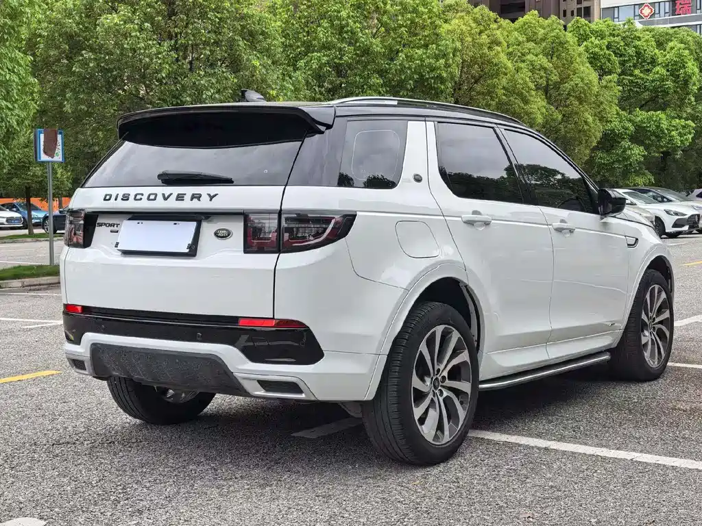 Land Rover Discovery Sport 2022 — фото 9