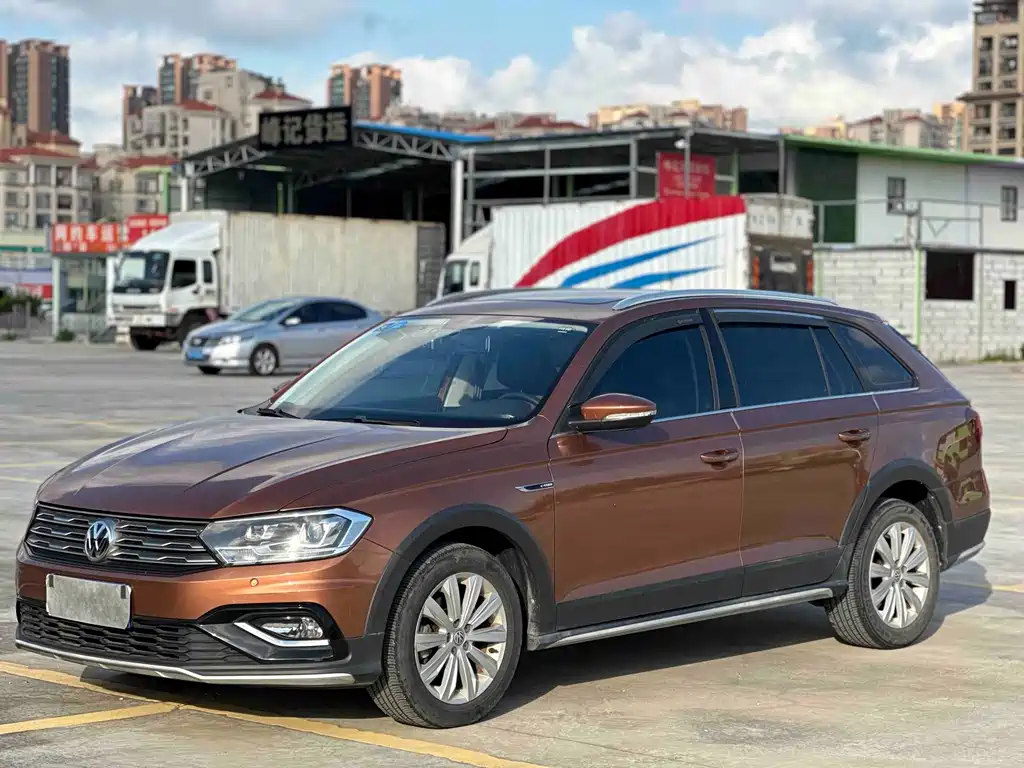 Volkswagen C-Trek 2019