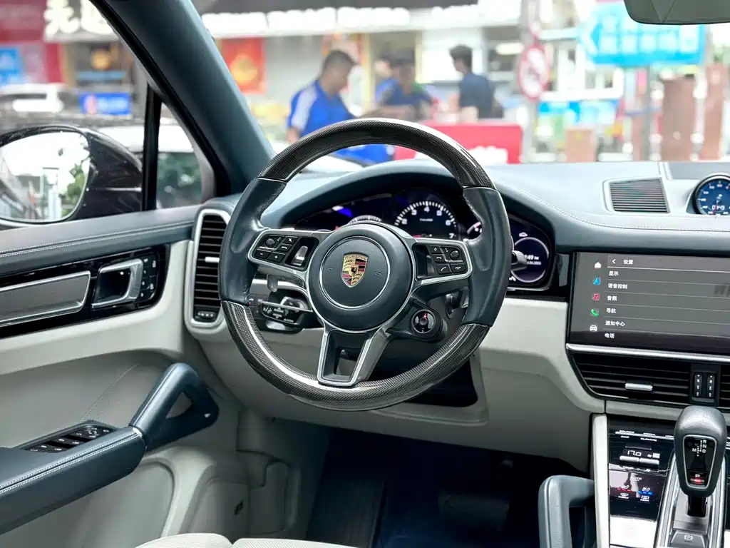 Porsche Cayenne 2022 — фото 12