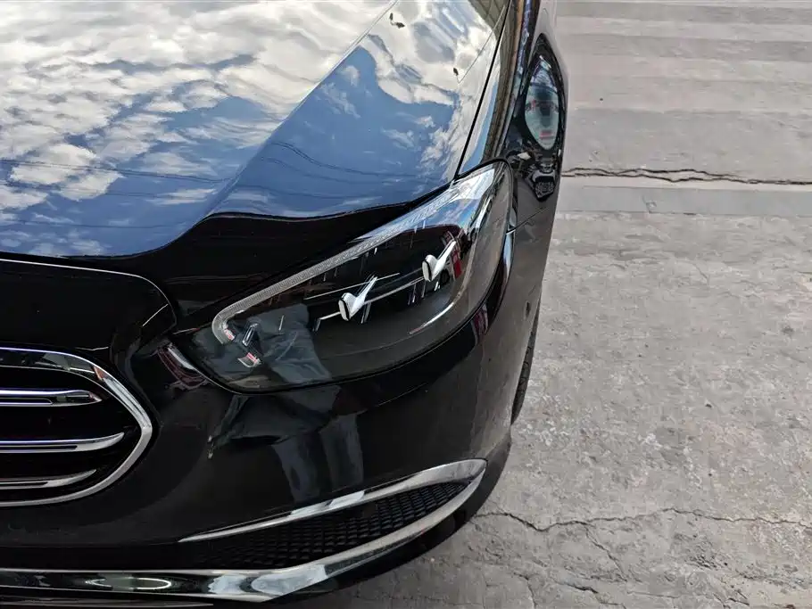 Mercedes-Benz E-Class 2023