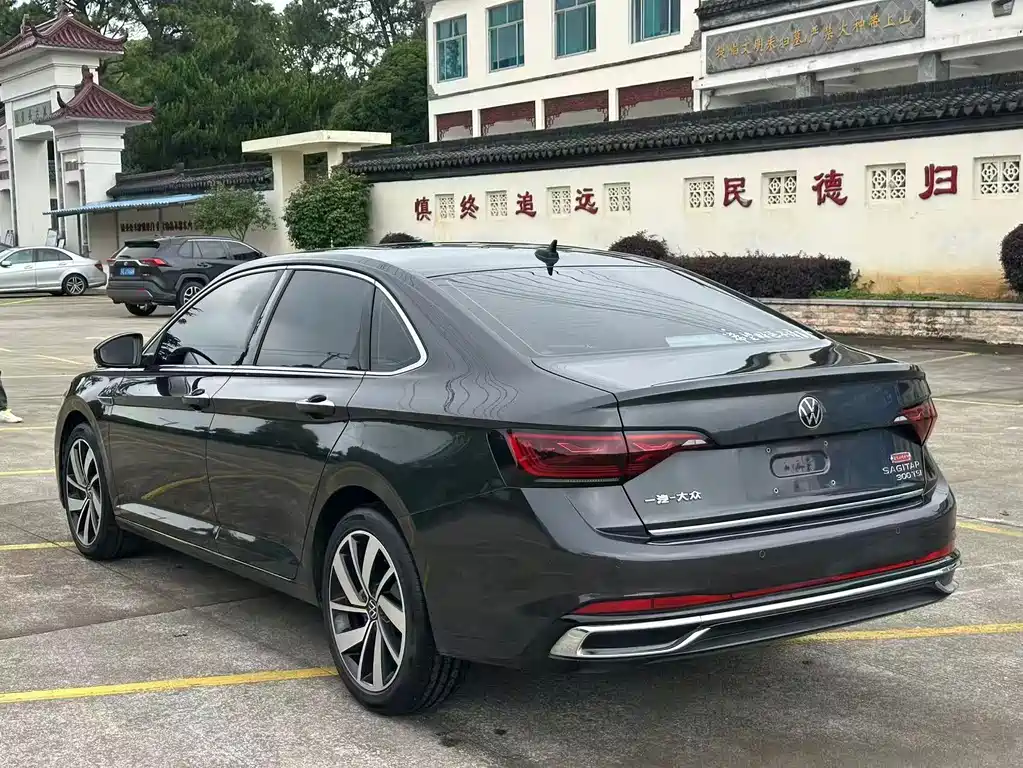 Volkswagen Sagitar 2023