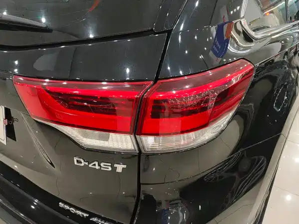 Toyota Highlander 2020