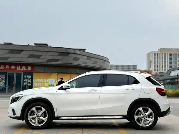 Mercedes-Benz GLA 2018