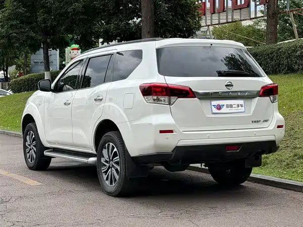 Nissan Terra 2022