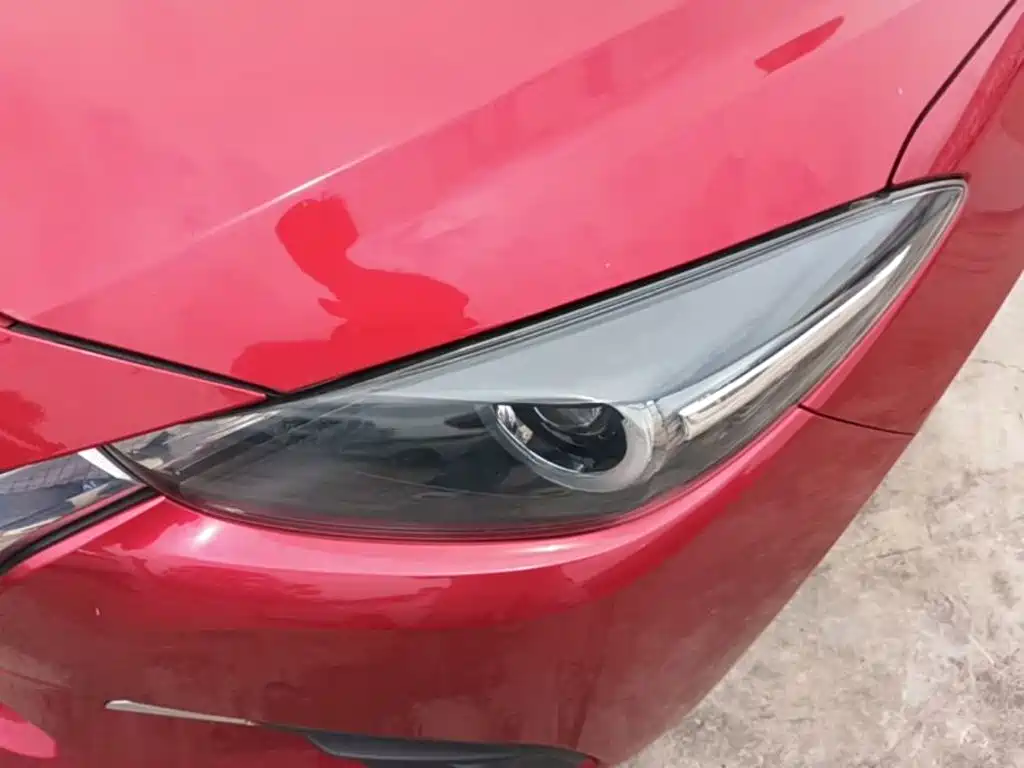 Mazda 3 Axela 2018 — фото 24