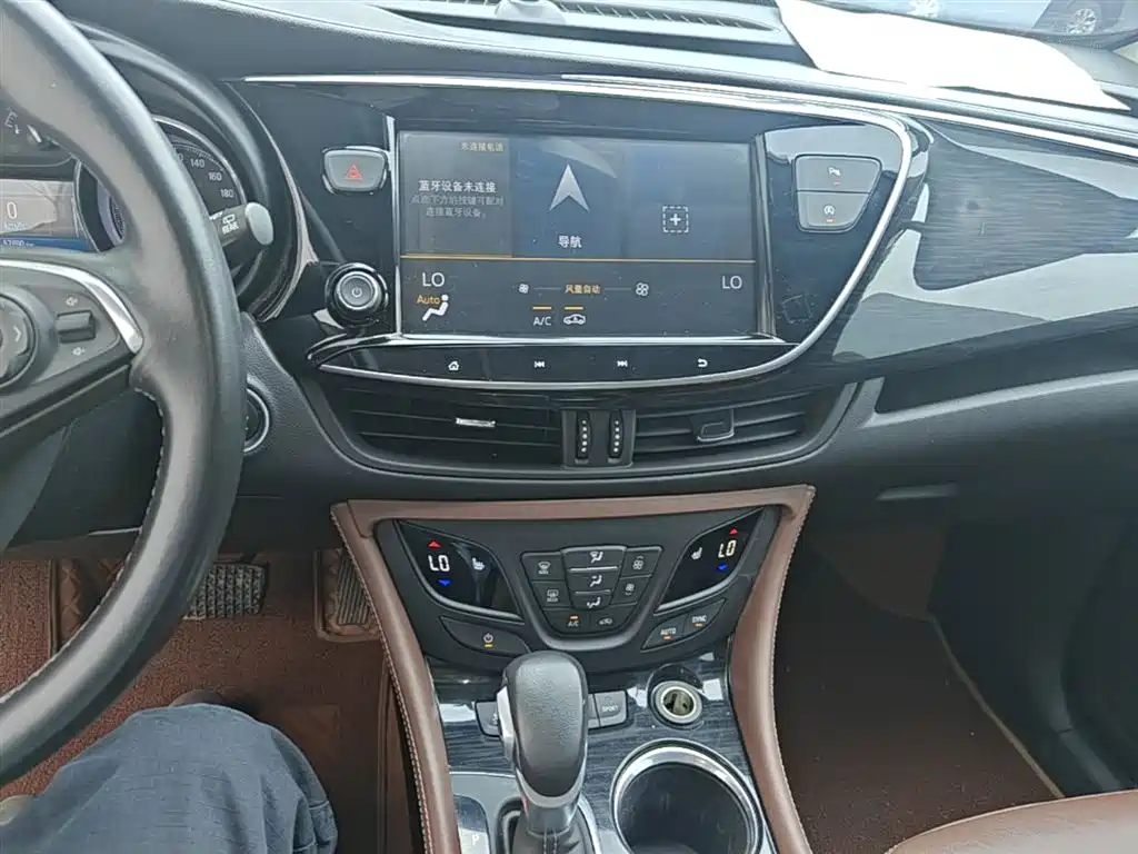 Buick Envision Plus 2020 — фото 13